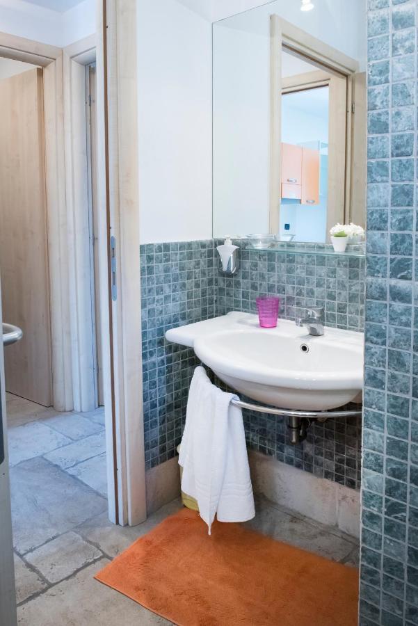 Apartament A08 - Poggio, Delizioso Bilocale Al Piano Terra Poggio  Zewnętrze zdjęcie